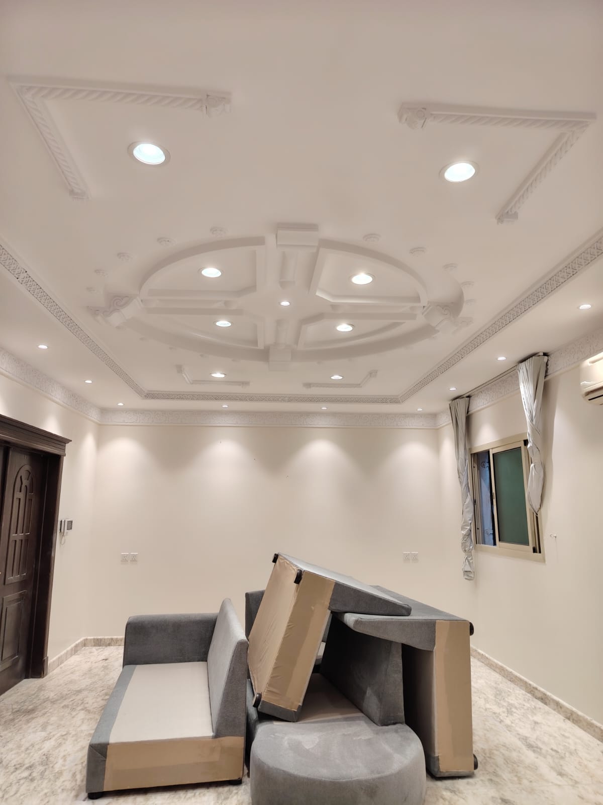 دهان أسقف وحوائط – 6