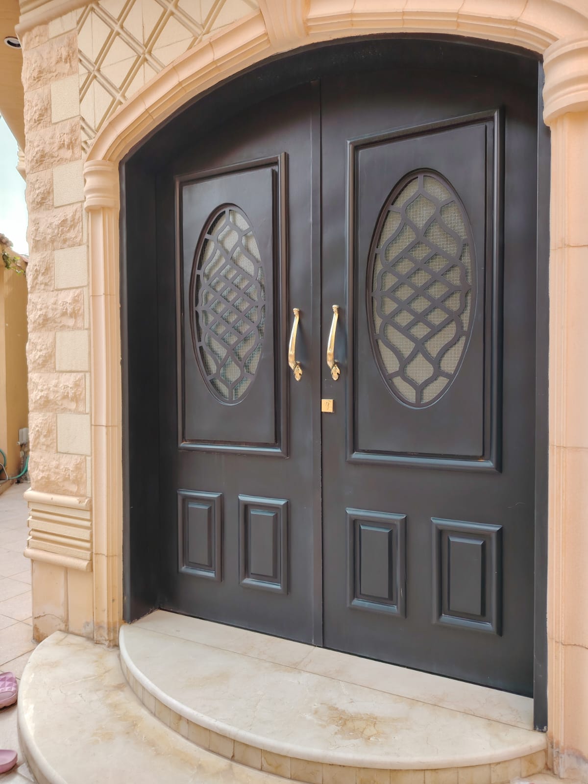 دهان أبواب خشب وحديد – 4